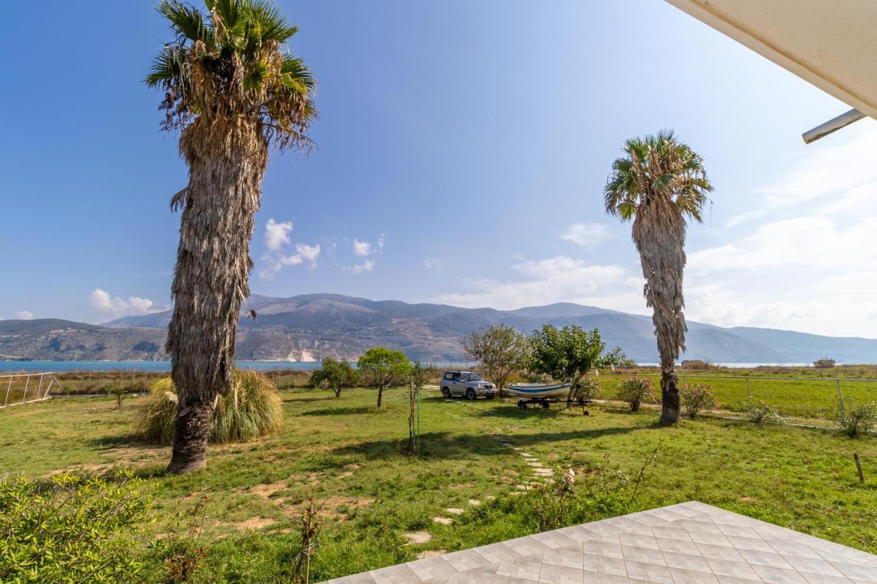 Villa Virginia Lixouri Exterior photo