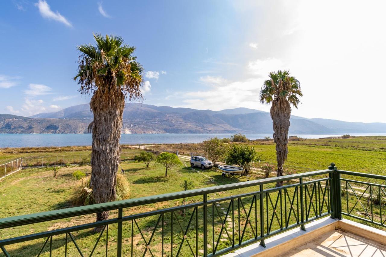 Villa Virginia Lixouri Exterior photo
